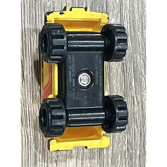 Vintage 1986 SCHAPER Stomper Yellow Chevrolet Chevy Van 4x4 McDonalds - Picture 9 of 9